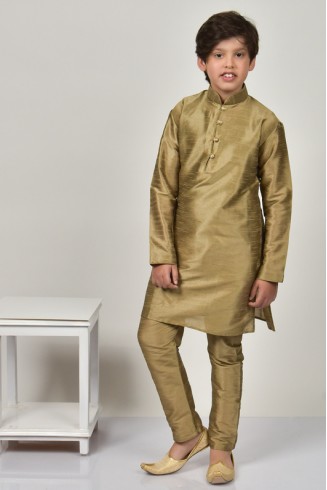 Stunning Kurta Pajama Suit for Mens