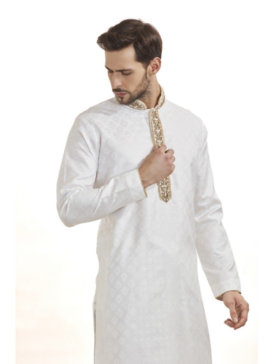 WHITE PRINTED PAKISTANI VINTAGE STYLE KURTA PYJAMA WHITE PRINTED PAKISTANI VINTAGE STYLE KURTA PYJAMA