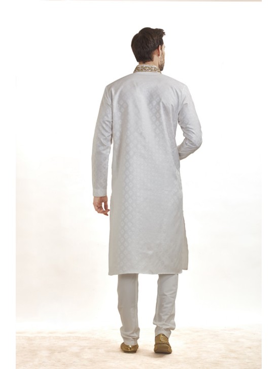 WHITE PRINTED PAKISTANI VINTAGE STYLE KURTA PYJAMA WHITE PRINTED PAKISTANI VINTAGE STYLE KURTA PYJAMA