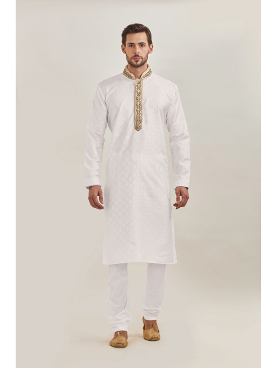 WHITE PRINTED PAKISTANI VINTAGE STYLE KURTA PYJAMA WHITE PRINTED PAKISTANI VINTAGE STYLE KURTA PYJAMA