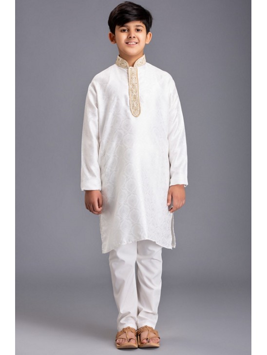 OFF WHITE INDIAN DESIGNER YOUNG BOYS KURTA PAJAMA READYMADE SUIT OFF WHITE INDIAN DESIGNER YOUNG BOYS KURTA PAJAMA READYMADE SUIT