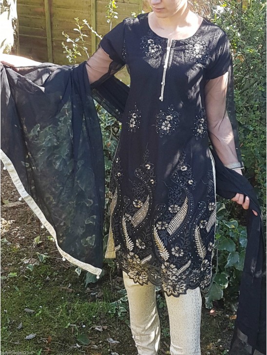 BLACK INDIAN PAKISTANI DESIGNER READY MADE SUIT BLACK INDIAN PAKISTANI DESIGNER READY MADE SUIT
