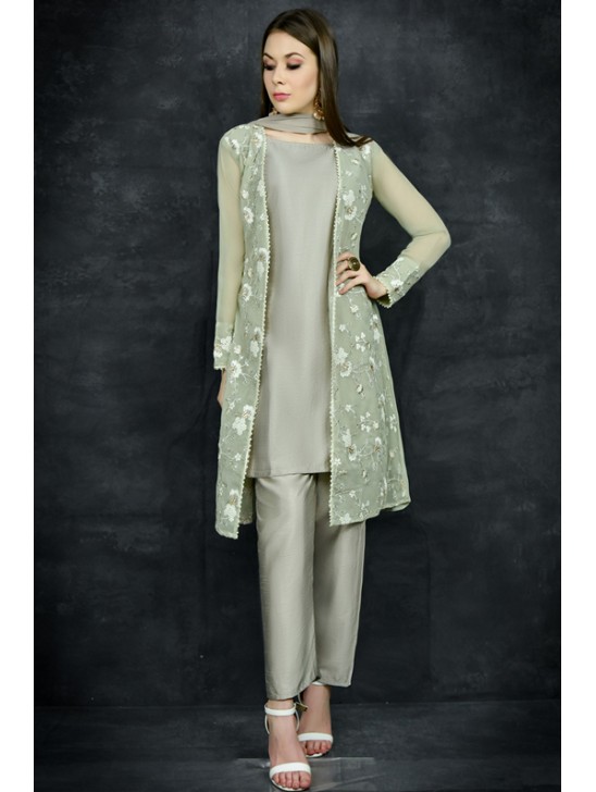 Ready To Wear Printed jacket & Trouser Suit Set Ready To Wear Printed jacket & Trouser Suit Set