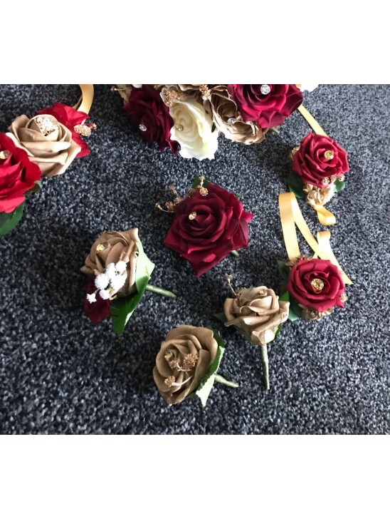 Stunning Flower Buttonholes for wedding suits Stunning Flower Buttonholes for wedding suits